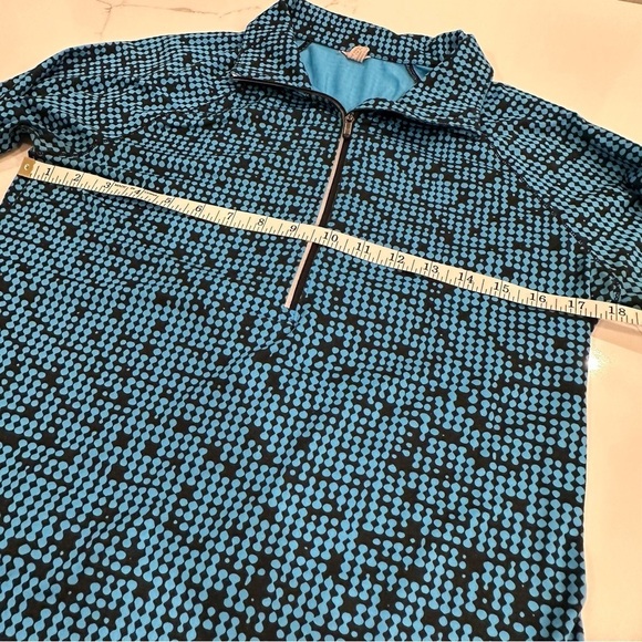 Under Armour Women’s 1/4 Zip Semi-Fitted Running Pullover Black Blue Print - S/M - Picture 11 of 11